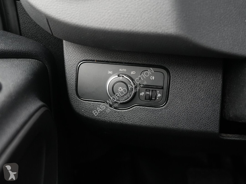 Véhicule utilitaire Mercedes 317 CDI