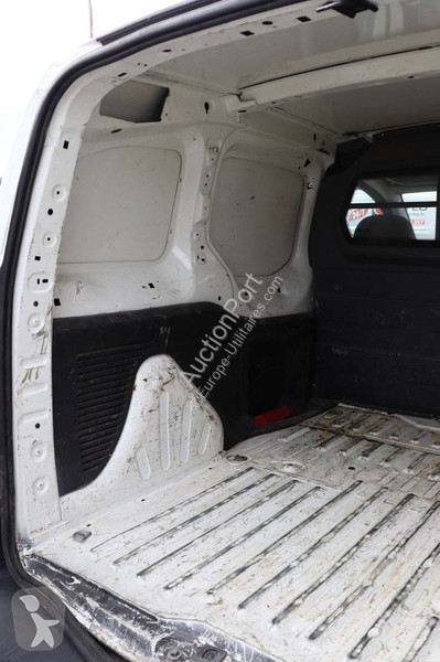 Véhicule utilitaire Peugeot
