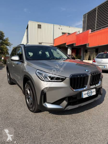 Véhicule utilitaire BMW