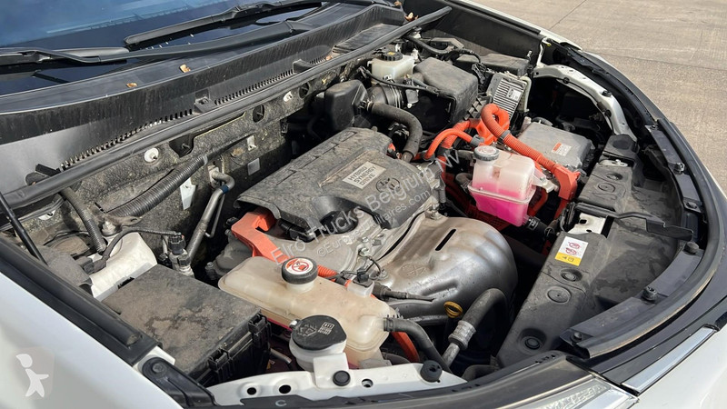 Toyota (HYBRID / AUTOMATIC GEARBOX / BOITE AUTO...