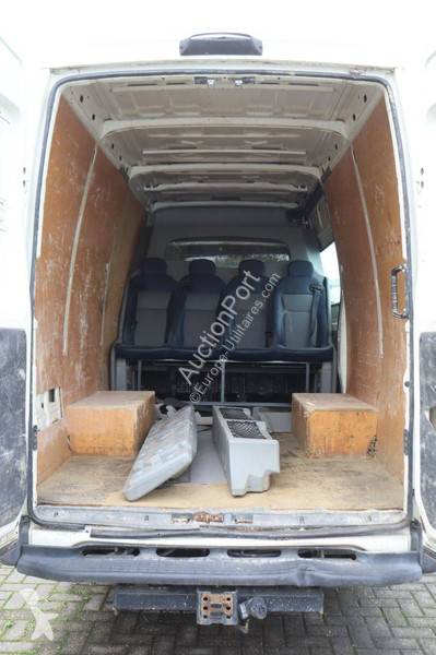 Bedrijfswagen Iveco 35C13