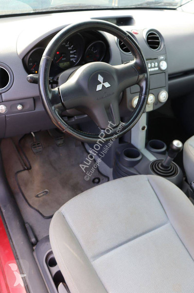 Furgoneta Mitsubishi