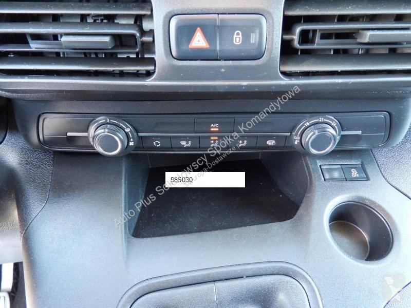 Užitkové vozidlo Toyota CITY  FURGON CHŁODNIA...