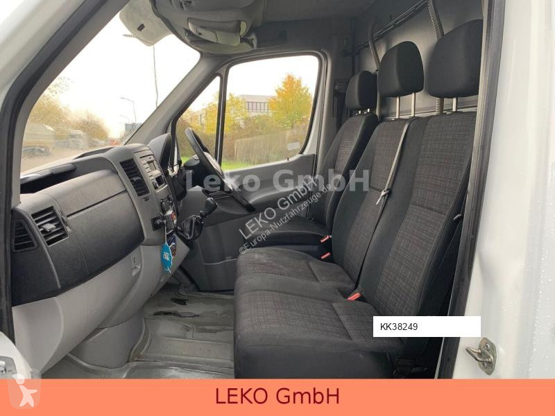 Autoutilitară Mercedes 313, Rechtslenker