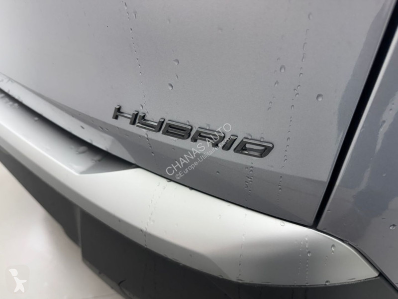 عربة نفعية Peugeot 1.2 Hybrid 145 GT e-DCS6...