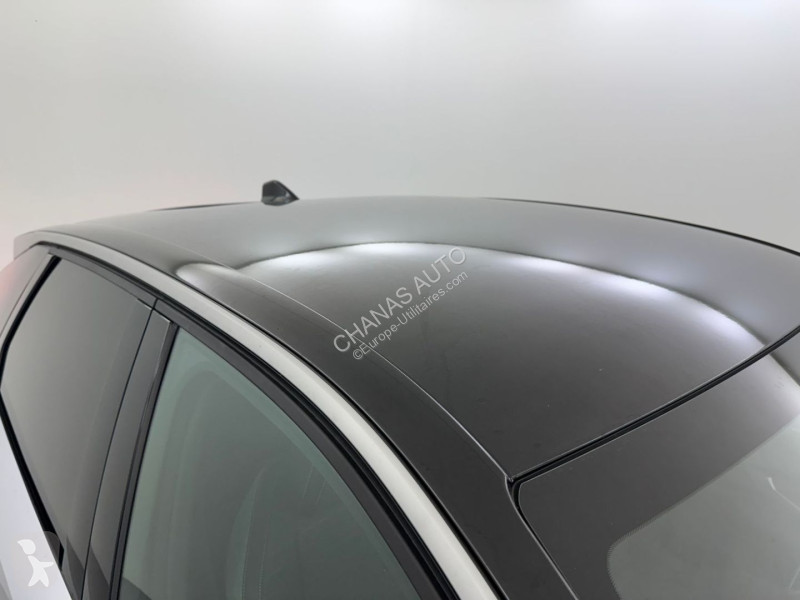 Véhicule utilitaire Peugeot 1.2 Hybrid 145 GT...