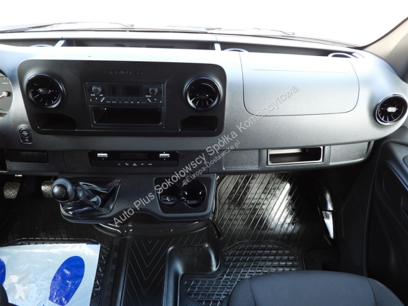 Autoutilitară Mercedes 23RANSIT
