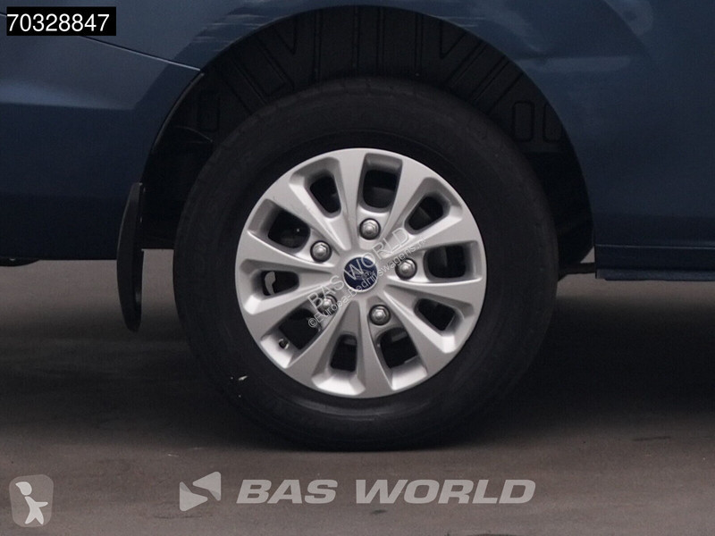 Ford 130PK Dubbel Cabine Limited 2x Schuifdeur...