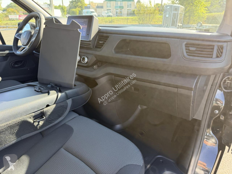 Лекотоварен автомобил Renault
