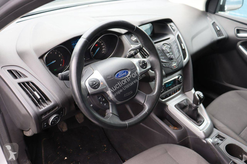 Véhicule utilitaire Ford
