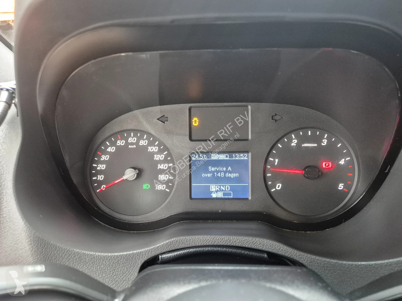 Véhicule utilitaire Mercedes 419 CDI/ 3.0 V6/...