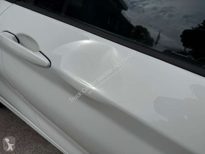 Véhicule utilitaire BMW 118i F21 Advantage 3...