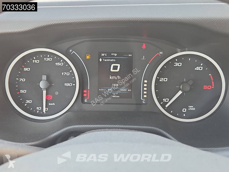 Véhicule utilitaire Iveco 35C18 3.0L Automático...