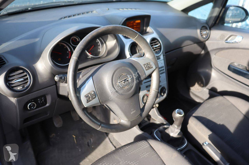 Véhicule utilitaire Opel