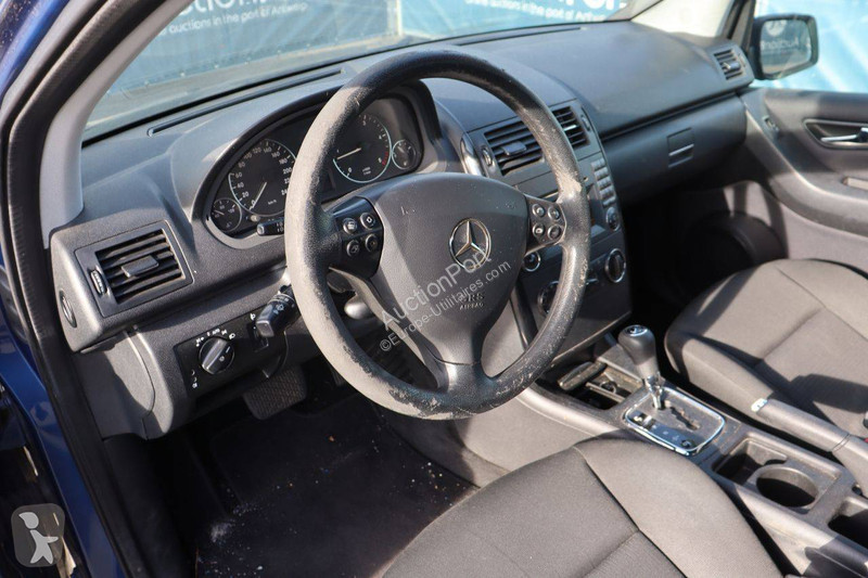 Véhicule utilitaire Mercedes A180 A-lasse