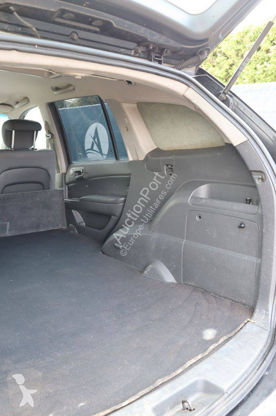 Véhicule utilitaire Ssangyong M200 2WD AUT. HR