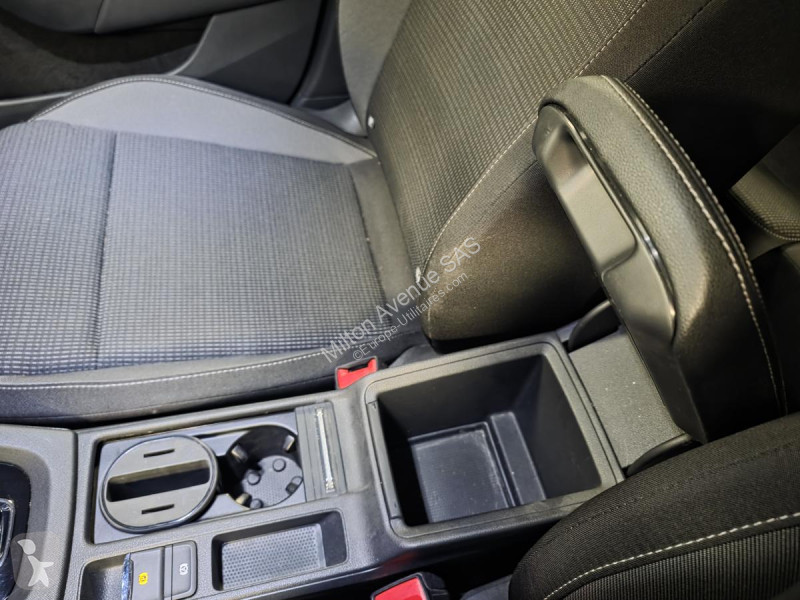 Véhicule utilitaire Skoda OCTAVIA Combi 2.0 TDI...