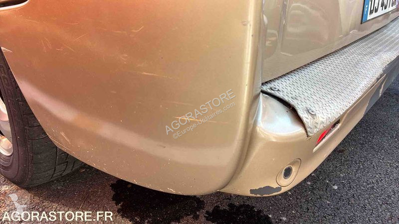 Véhicule utilitaire Opel VIVARO