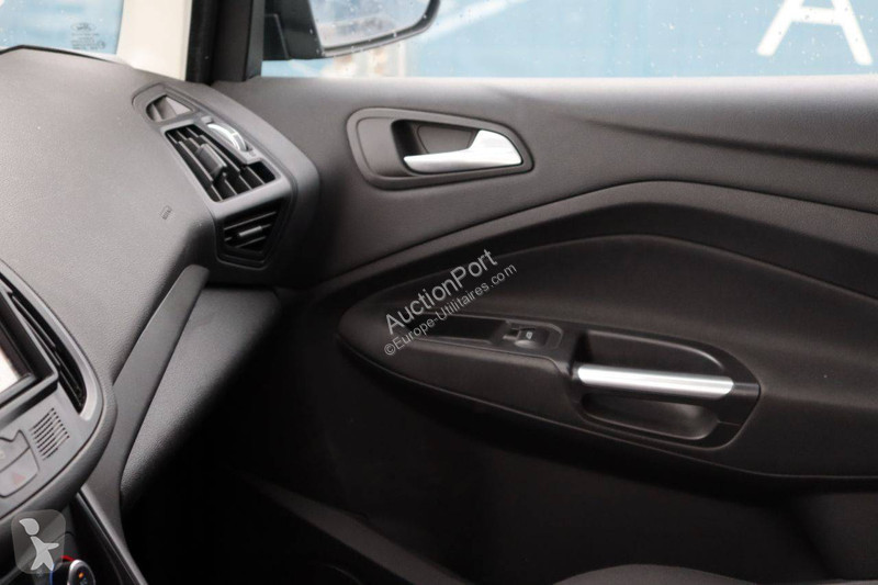 Furgoneta Ford Grand