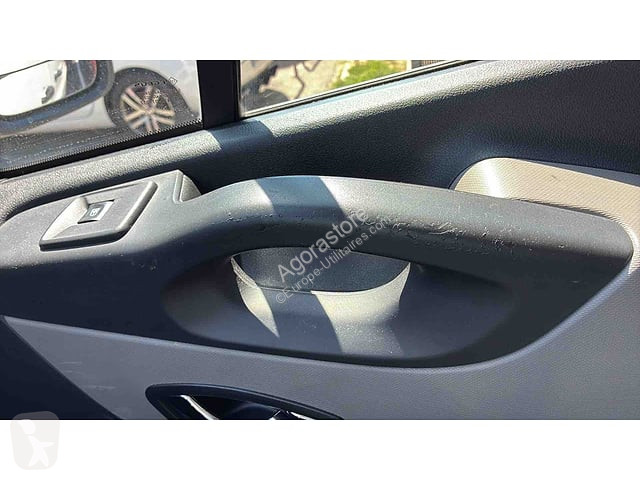 Лекотоварен автомобил Renault TRAFIC