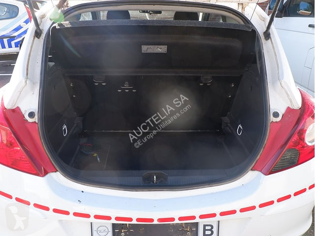 Veículo utilitário Opel