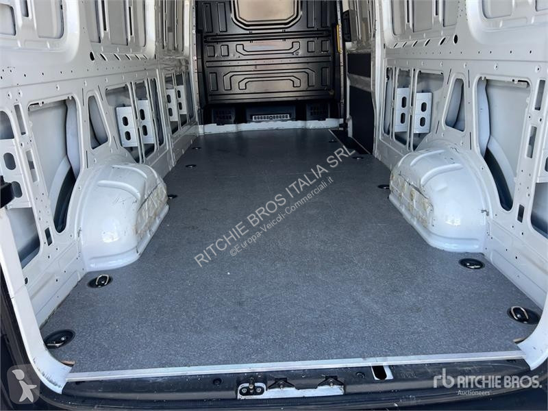Veículo utilitário Volkswagen Cargo Van