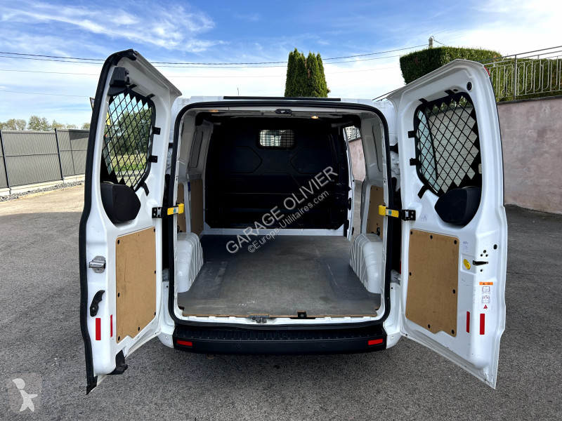 Véhicule utilitaire Ford 300 L1H1 2.0 Ecoblue...
