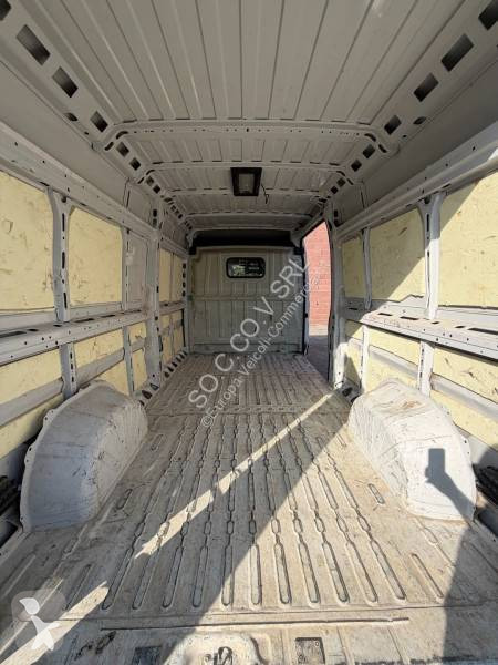 Furgoneta Fiat 2.2L 140 CV