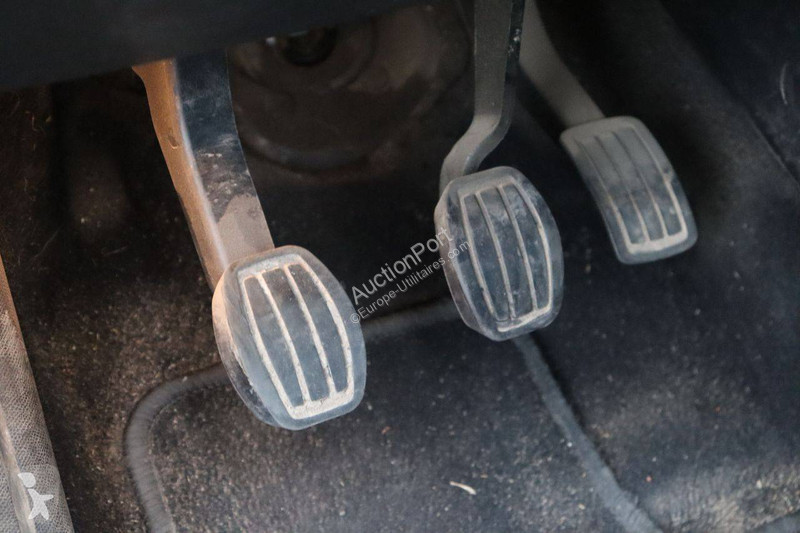 Коммерческий автомобиль Peugeot