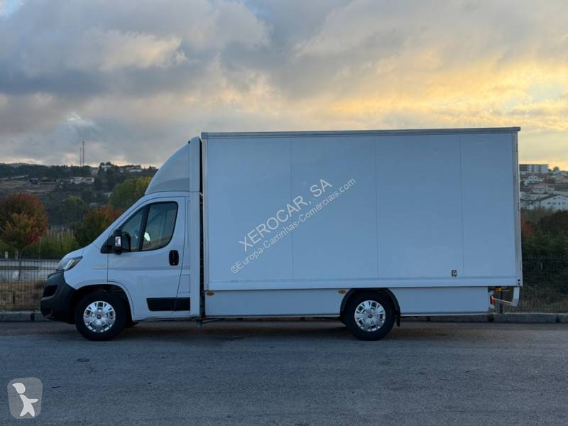 Véhicule utilitaire Fiat