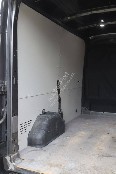 Véhicule utilitaire Ford