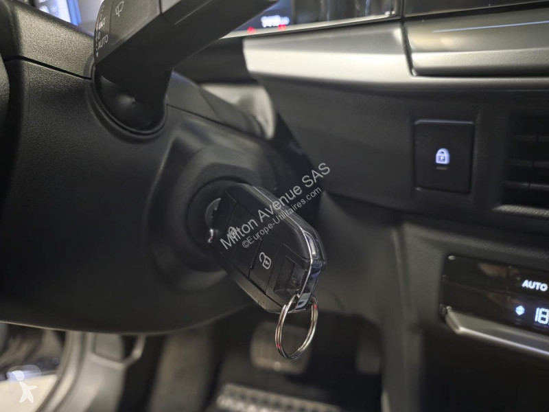 Véhicule utilitaire Opel FRONTERA -e - 113 - 44...
