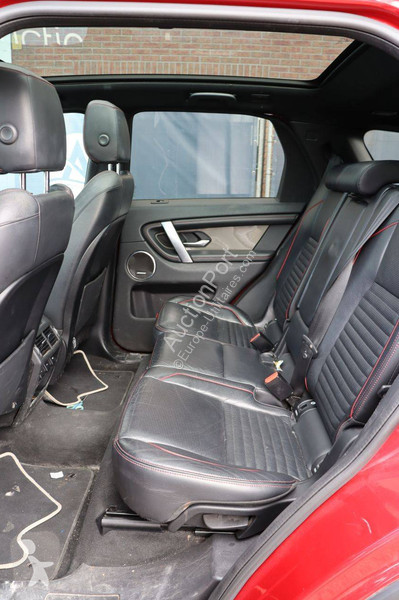 Véhicule utilitaire Land Rover D180 Sport