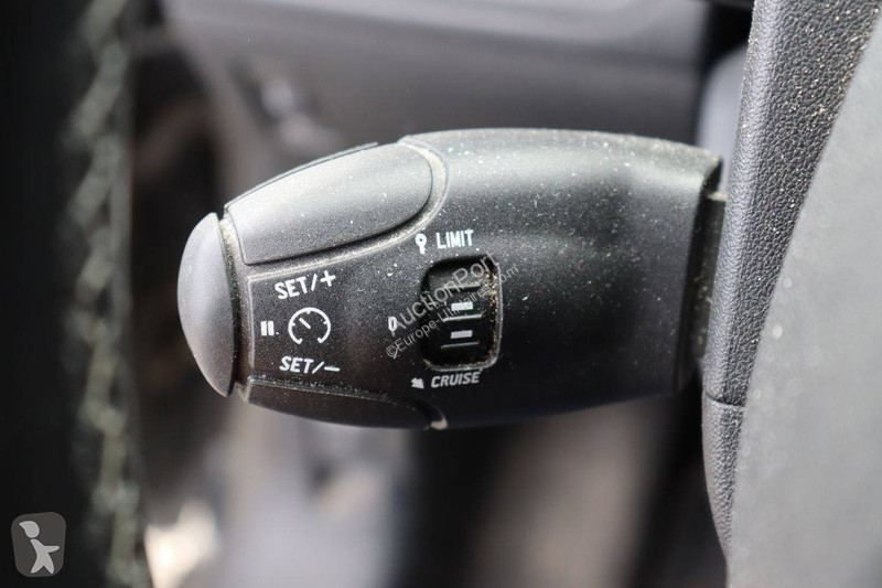 Véhicule utilitaire Peugeot
