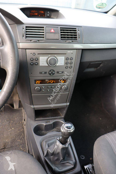 Véhicule utilitaire Opel