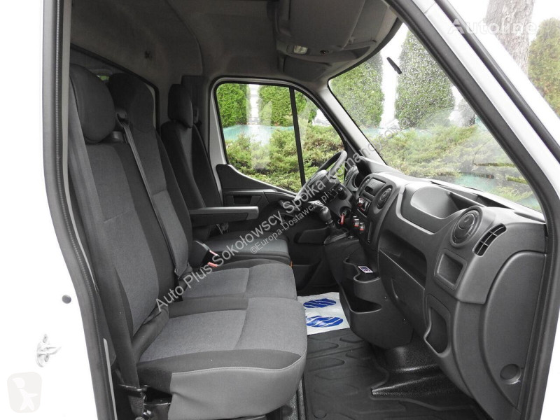 Autoutilitară Renault MASTER PLANDEKA 10 PALET...