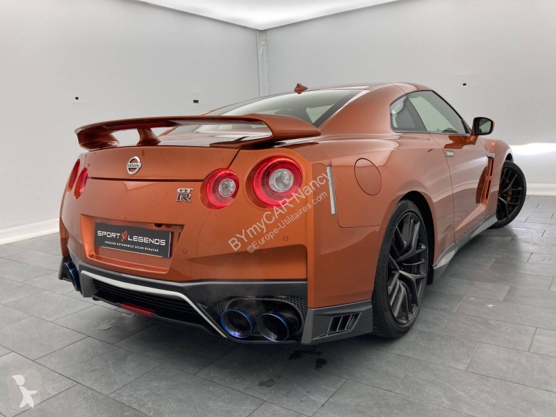 Autoutilitară Nissan GT-R 3.8 V6 570