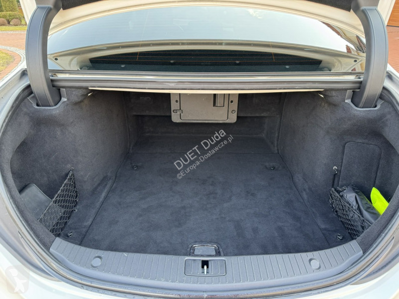 Véhicule utilitaire Mercedes S 350
