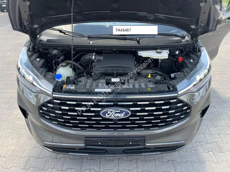 Véhicule utilitaire Ford TOURNEO CUSTOM...