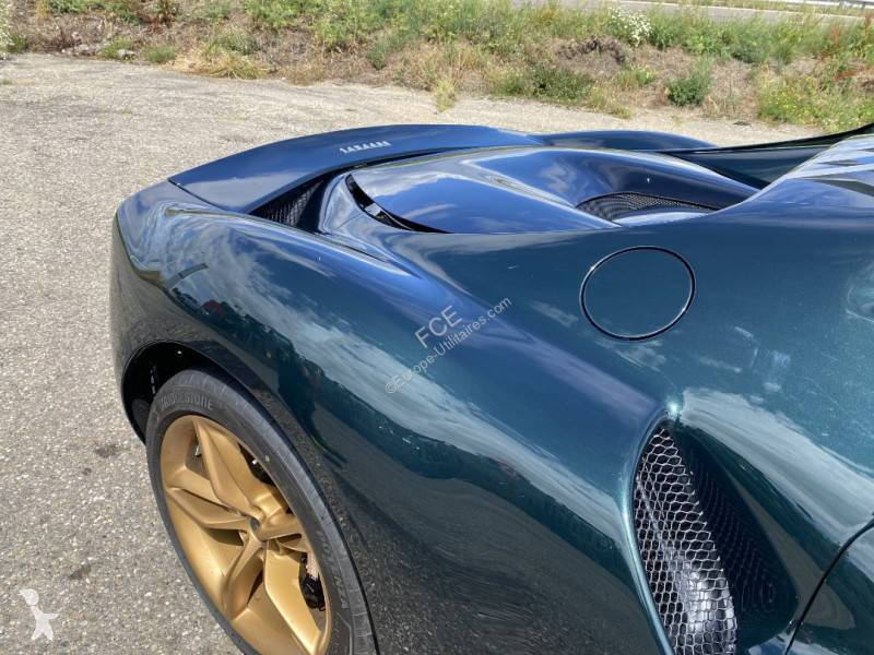 Autoutilitară Ferrari