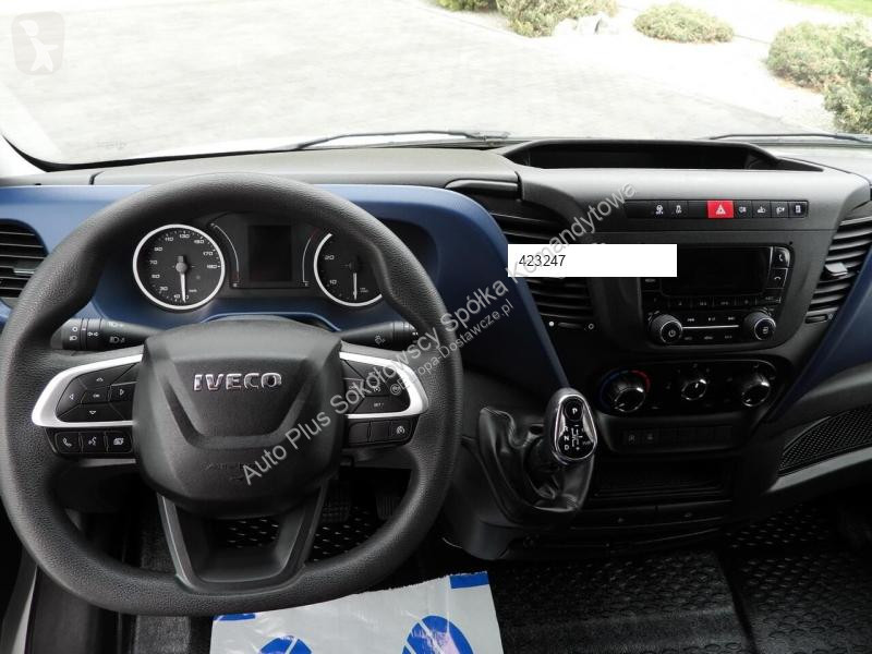 Veículo utilitário Iveco DAILY 35S14 FURGON...