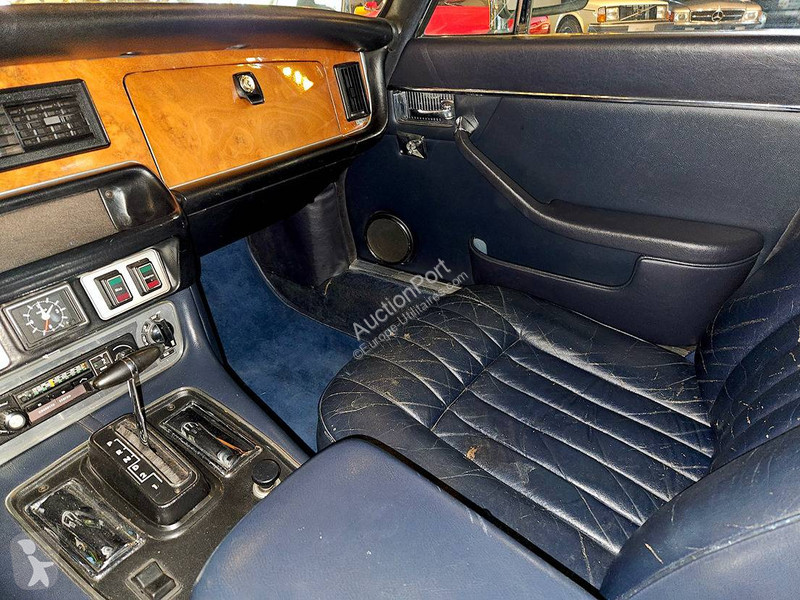 Véhicule utilitaire Jaguar (series II) 4.2...