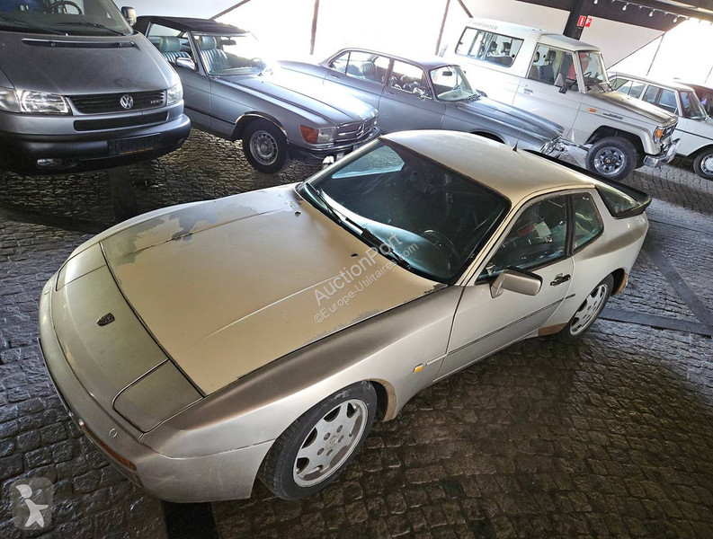 Furgoneta Porsche Turbo 944
