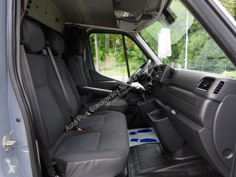Лекотоварен автомобил Opel  MOVANO