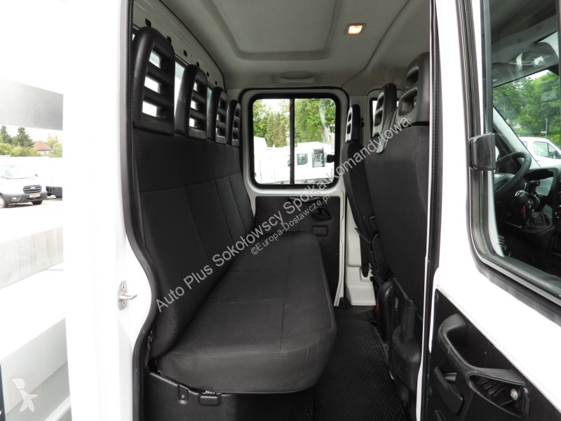 Véhicule utilitaire Iveco 35C17 DAILY