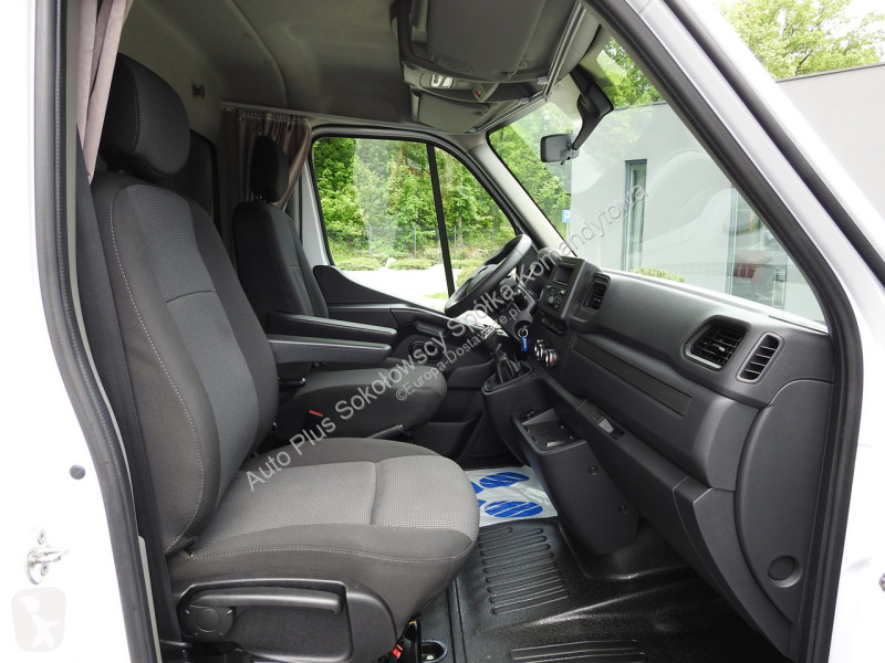Лекотоварен автомобил Renault  MASTER