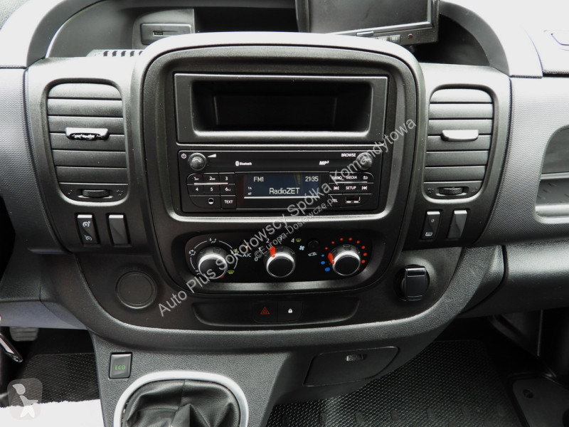 Véhicule utilitaire Renault  TRAFIC