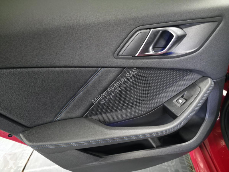 عربة نفعية BMW SERIE 1 116d - BV DKG  F40 M Sport