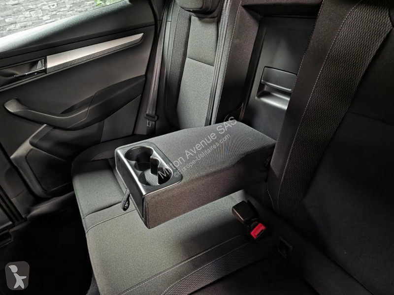 Samochód dostawczy Skoda KAROQ 2.0 TDI SCR -...