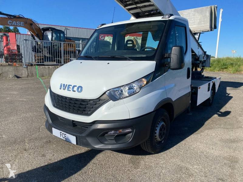 عربة نفعية Iveco